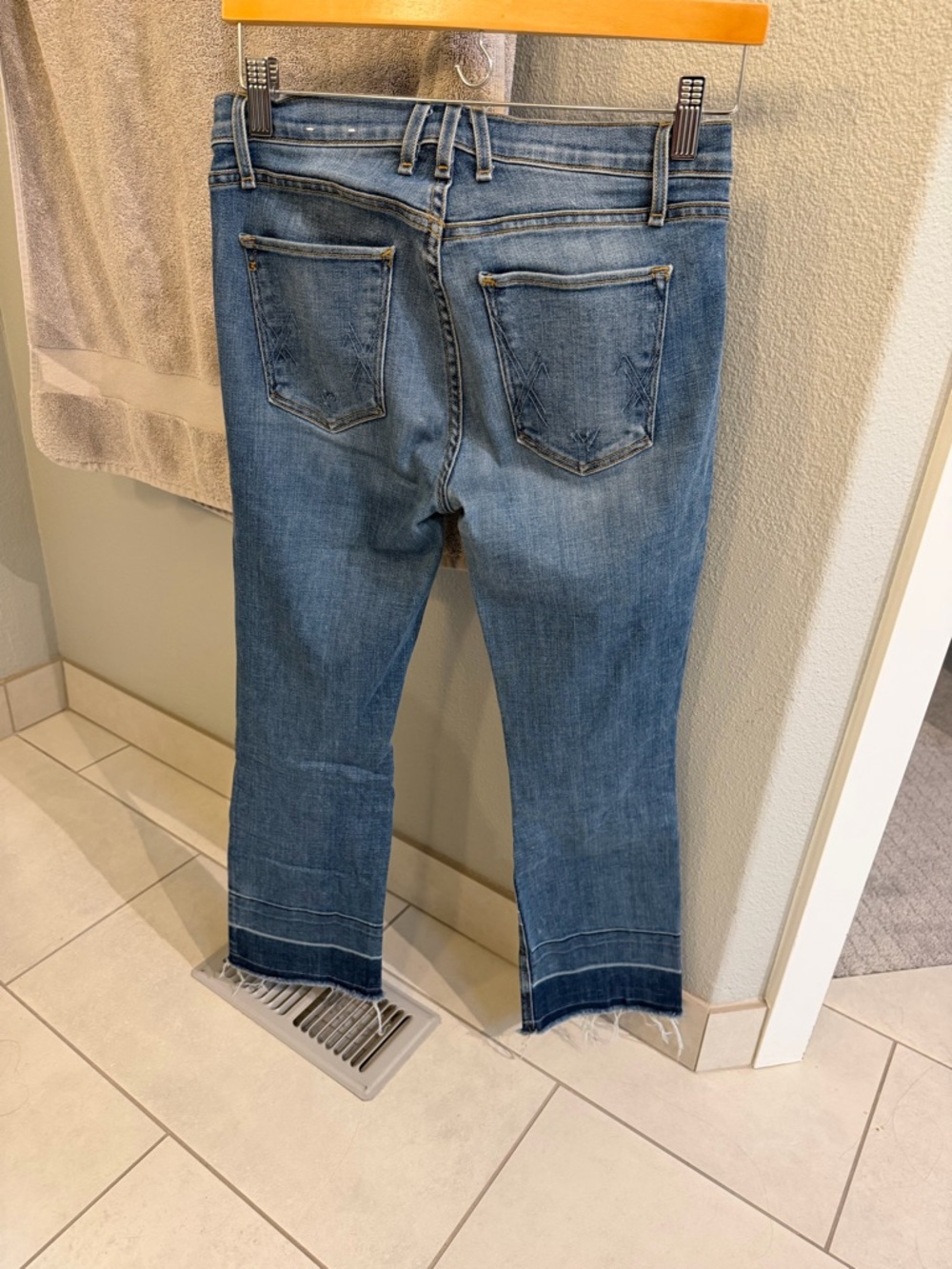 MOTHER Cropped Blue Denim Jeans with Raw Hem